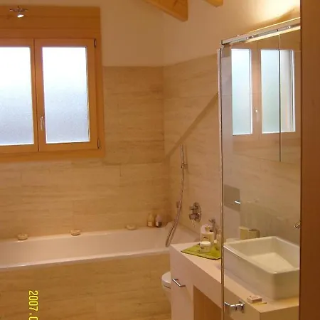 Ferienwohnung Weidli Διαμέρισμα *